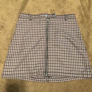 Purple and gray plaid skirt. Only worn once!